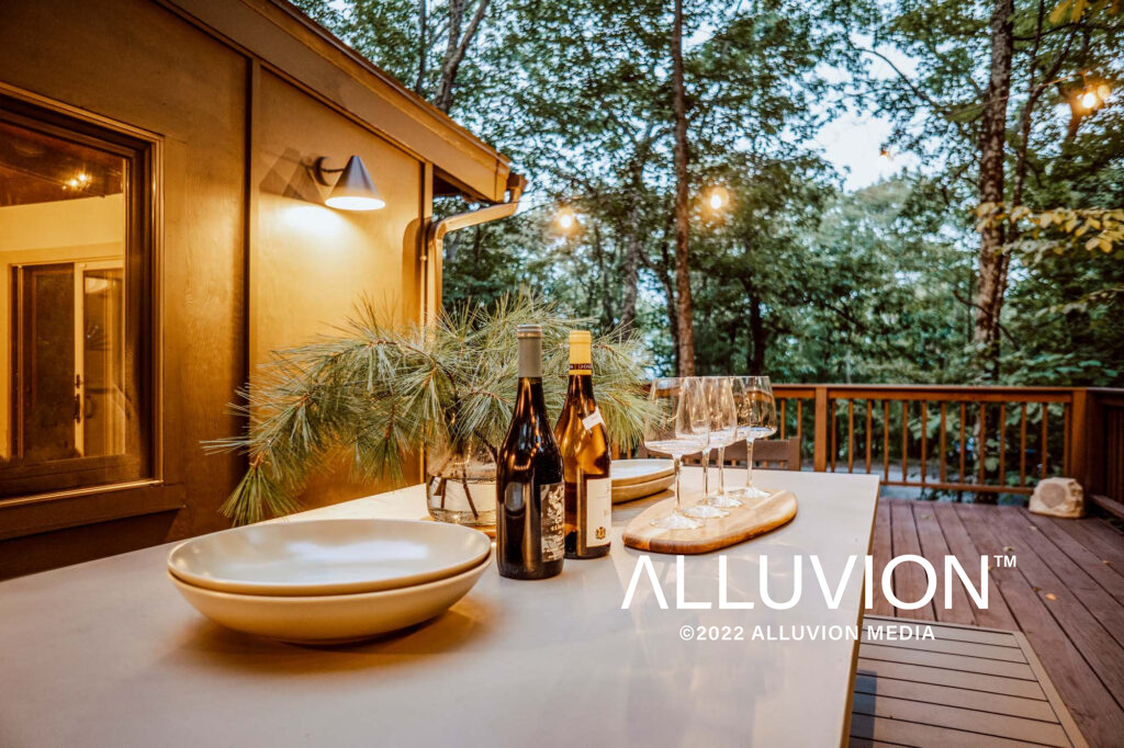 Woodstock, NY Airbnb Listing Photography – Twilight Photography – Dusk Photography – Interior Photography – Duncan Avenue Studios – New York