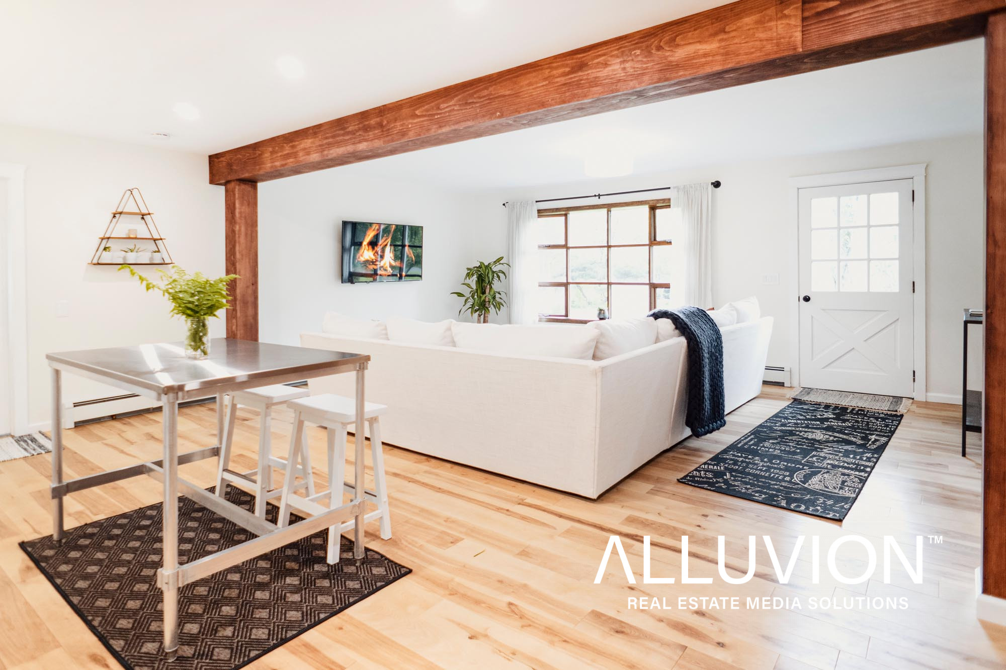 Modern Rustic Airbnb Home in Staatsburg, NY – Hudson Valley Vacation Rental Photography – Vacation Rental Management – ALLUVION Real Estate